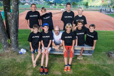 00Gruppen 11 Sonntag Unihockey Camp Disentis 2016