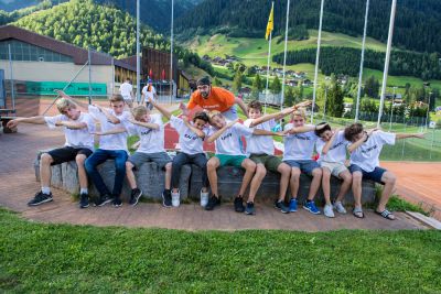 00Gruppen 15 Sonntag Unihockey Camp Disentis 2016